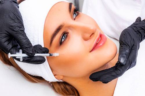 Dermal Fillers vs Anti-Wrinkle Injections - What's Best for You?